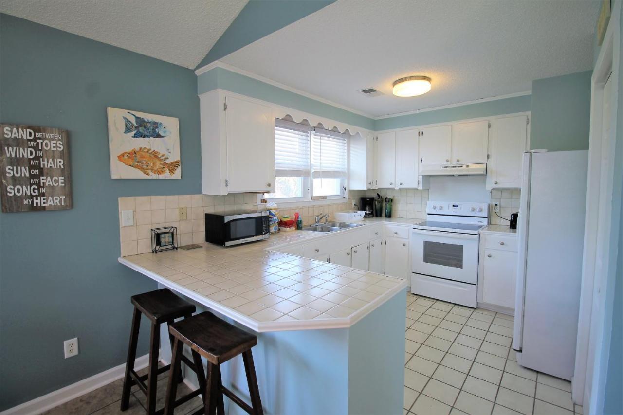 Salty Shack Unit C - Salty Shack - Dog Friendly Home - Across From The Beach - Central Location! Фоли Бич Экстерьер фото