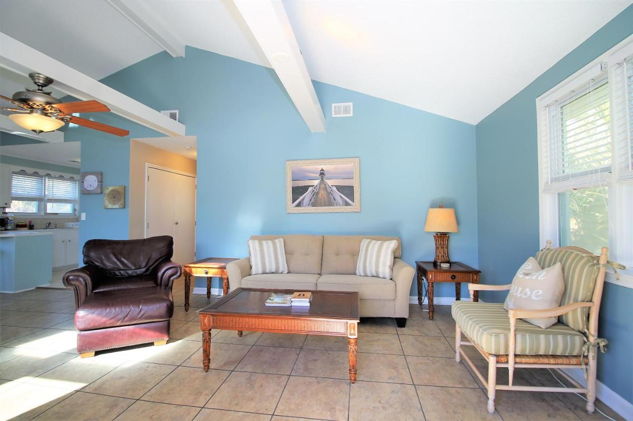 Salty Shack Unit C - Salty Shack - Dog Friendly Home - Across From The Beach - Central Location! Фоли Бич Экстерьер фото