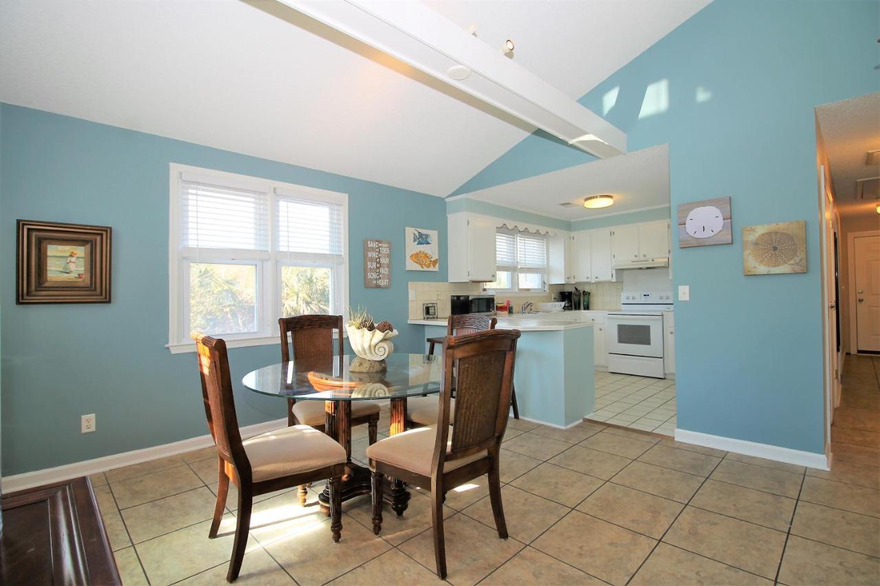 Salty Shack Unit C - Salty Shack - Dog Friendly Home - Across From The Beach - Central Location! Фоли Бич Экстерьер фото